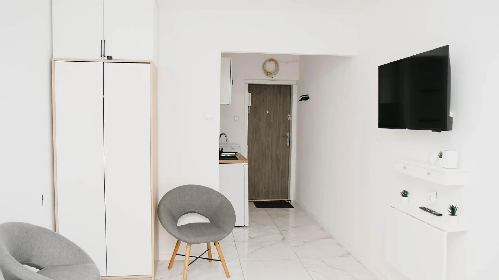 Saska Kepa Luxe Apartment Varsovia